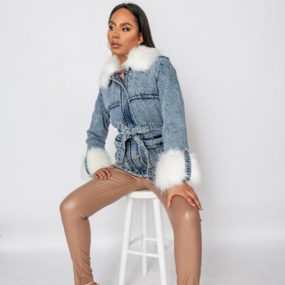 Long Sleeve Shearling Lined Faux Fur Collar and Cuff Denim Jeans Jacket - Picture 9 of 12